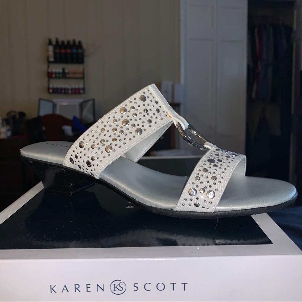 💲💲 Karen Scott “Eanna” Slide Sandals